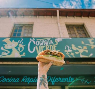 Para los colectivos y restaurantes veganos en Bogotá la lucha no es solo animalista