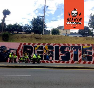 Policía en Boyacá multa muralistas que retrataban la represión policial