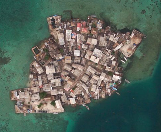Aislados, una radiografía de la isla más poblada del mundo