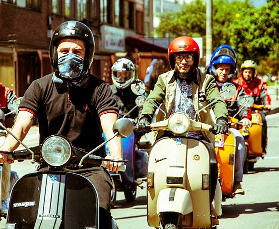 Motos Vespa (re)viejas que aún ruedan por el país