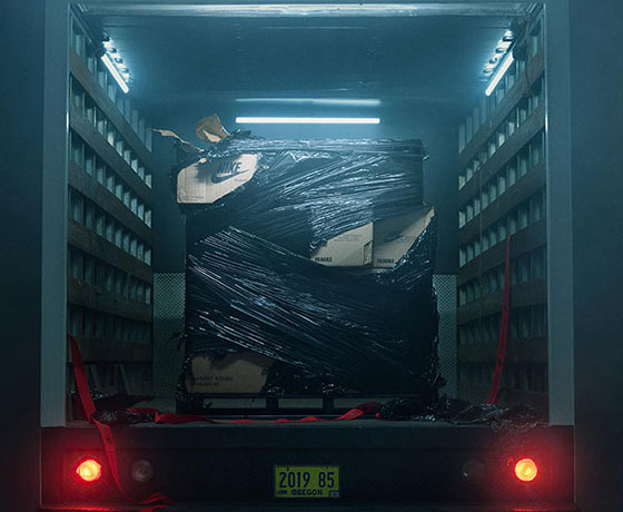 Nike Stranger Things Cartel Urbano