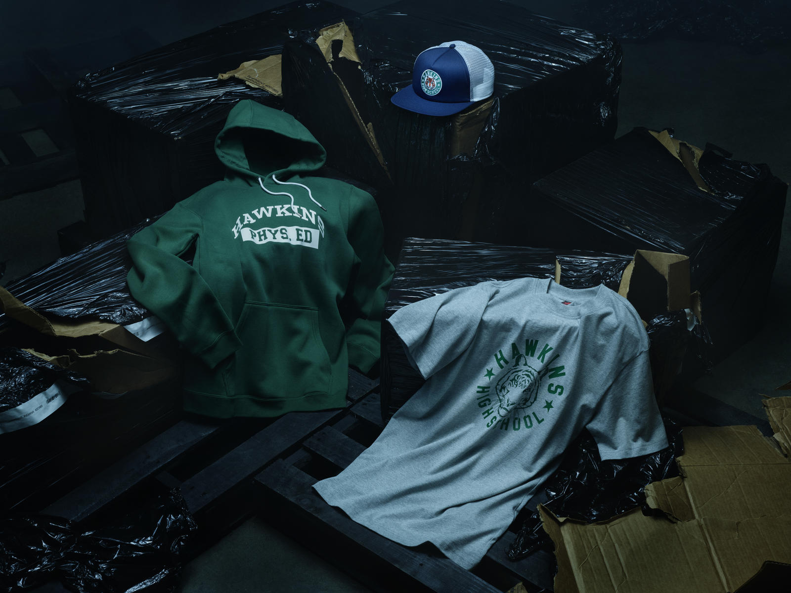 nike-stranger-things-collection-06_88625.jpg
