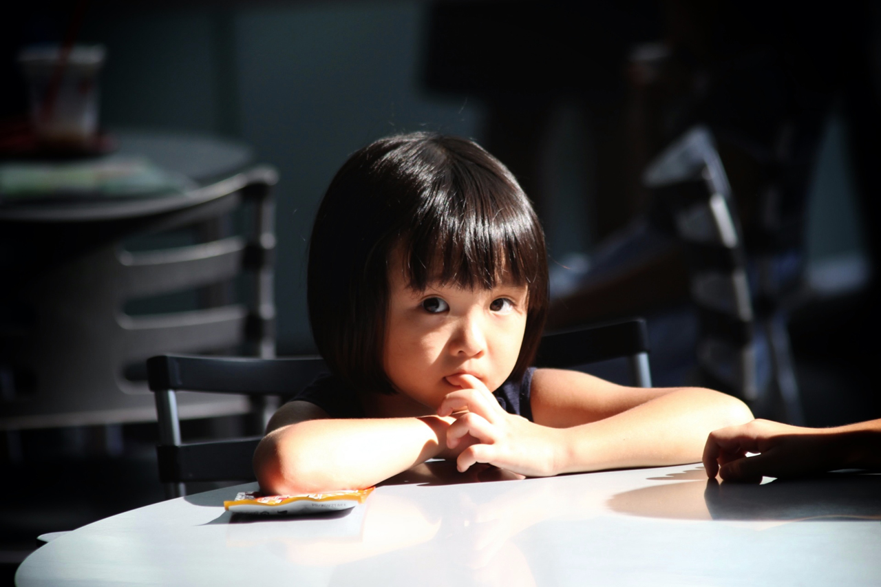 nina-curiosa-galeria-nacional-arte-tokio-japon.jpg