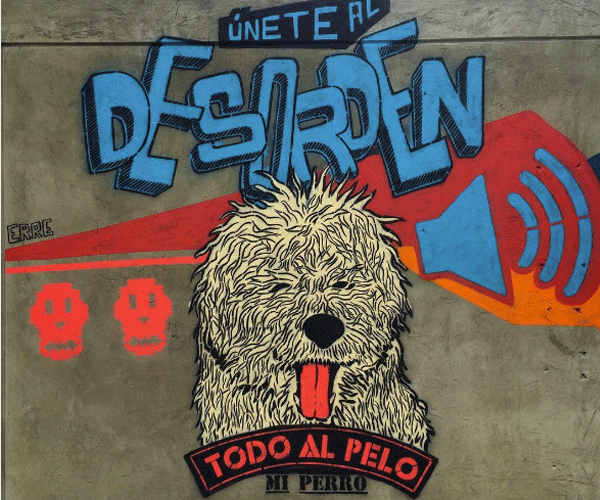 mujer grafiti street art