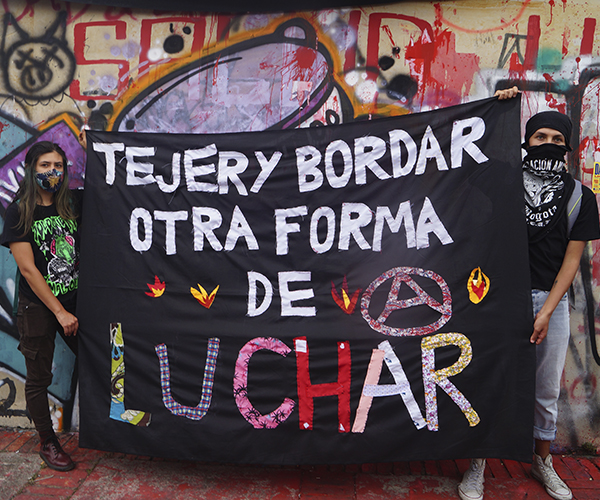 Las puntadas de resistencia del activismo textil