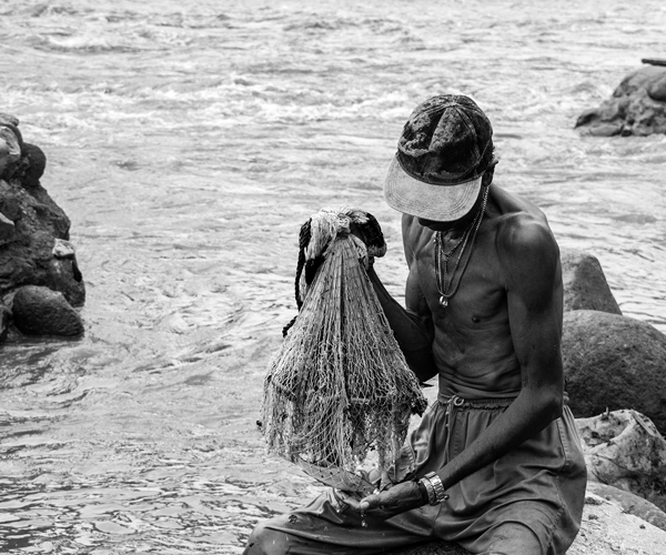 Fotoensayo: Sobre aguas oscuras y agitadas