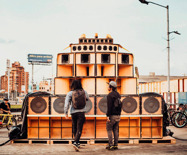 “Nuestra música no desconcentra, potencia el mensaje”: la fuerza social de los sound systems